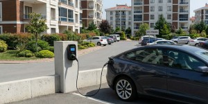 Evde Şarj Özgürlüğü: 1 Ocak İtibarıyla Apartman ve Sitelerde Yeni Dönem Başlıyor!